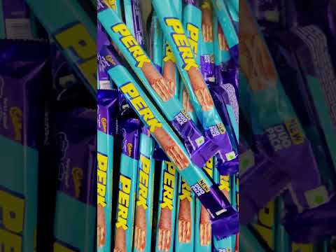 All time favourite 🤩chocolate #trendingshorts #dairymilk #perks#chocolate #viral