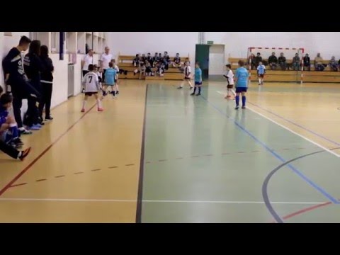 Jedna z wielu pięknych akcji z meczu sparingowego ŻAKÓW (2007) ZAKOŃCZONA BRAMKĄ