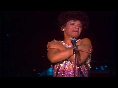 Shirley Bassey I (Who Have Nothing)