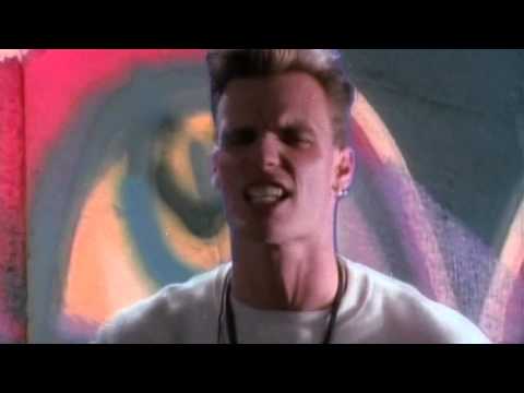 Vanilla Ice vs Los Melodicos
