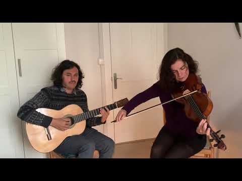 Tcha Limberger off stage,    Cravo de S. João  Liana Gourdjia viola, Tcha Limberger guitar