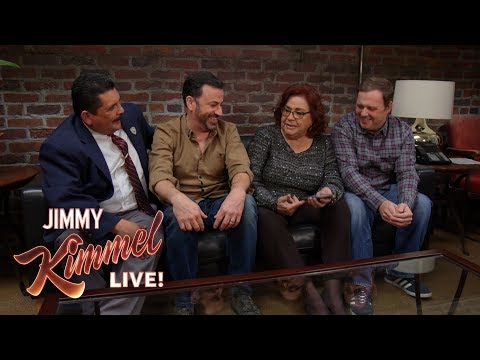 Jimmy Kimmel Plays HQ Trivia with Aunt Chippy, Cousin Sal & Guillermo