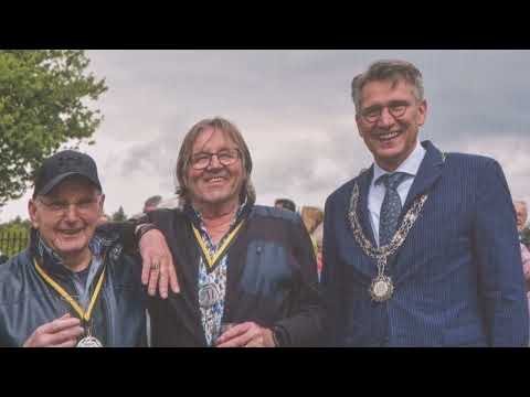 Bankje voor Pieter v d  Elzen