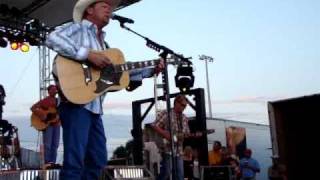 Tracy Lawrence: You Can&#39;t Hide Redneck