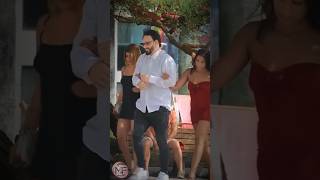 ELAS DÃO EM CIMA #pegadinha #humor #comedia