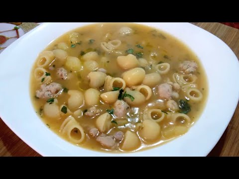 PASTA CON PATATE E SALSICCIA A MINESTRA
