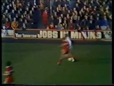 1974/75 - Middlesbrough v Leeds United