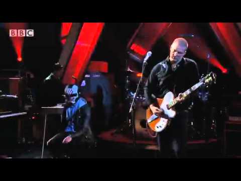 Queens of the Stone Age - If I Had a Tail (Later with Jools Holland 2013)