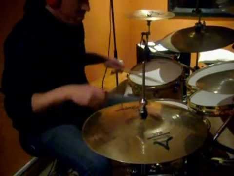 Linear Drumming Patterns Over Click