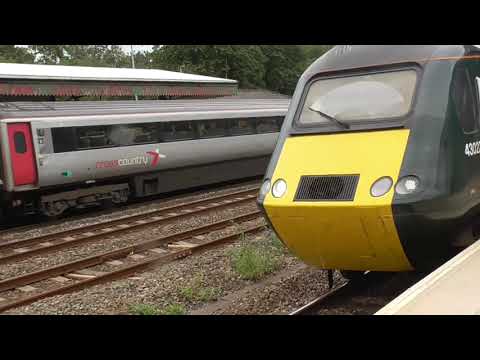 A GWR Class 802 IET and Castle set Class 43 HST at Totnes