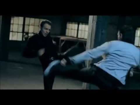 Die Fighting. Final fight. Escenas Artes Marciales.