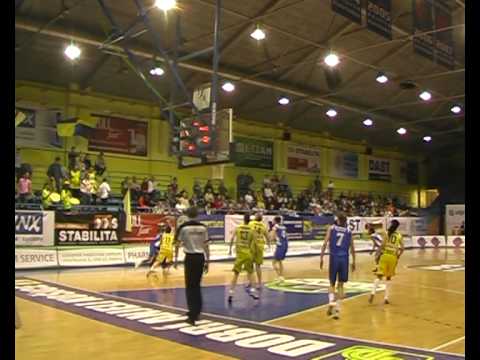 Dobrí anjeli Košice - ŽBK Whirlpool Poprad 95:46