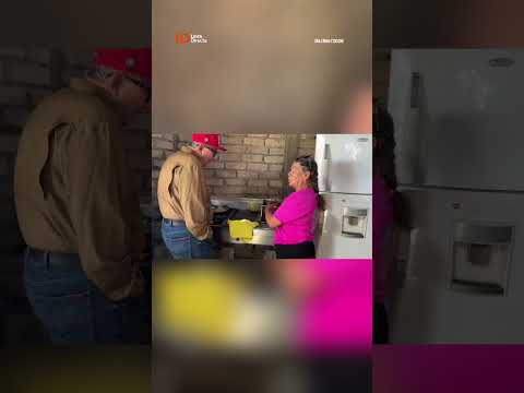 👔🌴 Gobernador recorre playa de Costa Azul en Angostura y saluda a familias y visitantes 🙌🏻