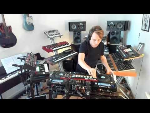 Joris Delacroix - Superstream "Studio" Edition