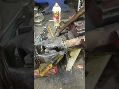 f250 front axle ujoints