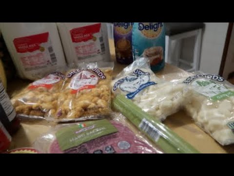 Small Aldi's haul/Charcuterie board