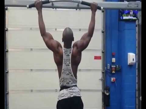 20kg Pull Ups, 6 reps - Sam Watt