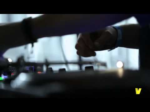 Casey Veggies - Mirror On The Wall (at Sonos Studio)