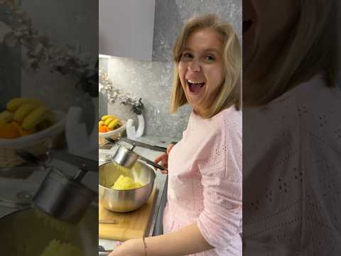 Высокие отношения..😅