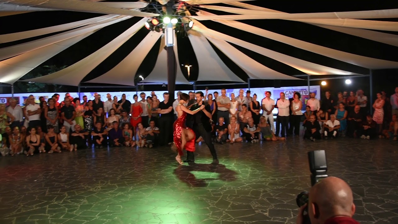 Gustavo Rosas. Tango con Gisela Natoli.Catania Tango Festival Agosto.2018.Italia.