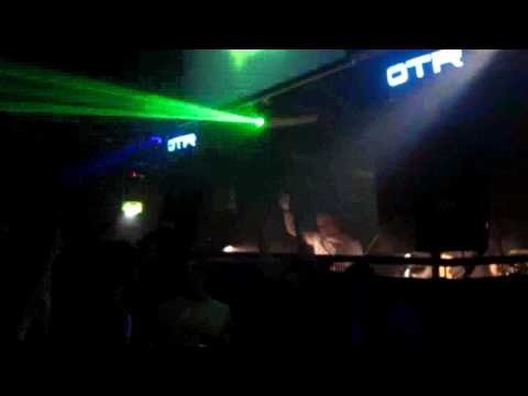 6. Al Excess @ OTR Sheffield 29.01.10 (Tiesto - Love Comes Again [Mark Norman Mix]).avi