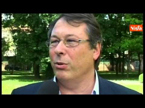 21-05-14 REGIONI VENEZIA PROTESTA FN CONTRO FASCIA ORARIA PER MUSULMANI PISCINA MESTRE 01_23