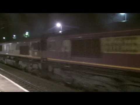 Acton Bridge 10.12.2013 - WCML freight Class 66 90