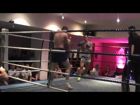 Mescho, MMAG, Sunday Show - Fight 2 - Chris Ferns Vs. Andy Foley.