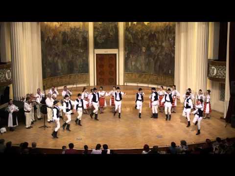 Ansamblul Folcloric Mugurelul   Suita de jocuri de pe Valea Agrijului