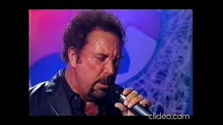 Tom Jones Sixteen Tons (2003)