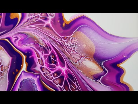 Stretching Blooms with a Swirl - Acrylic Pouring Techniques - Fluid Art