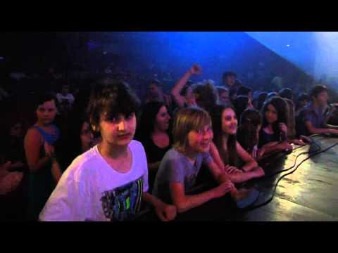 AcDc Thunderstruck cover (Petran & Students)