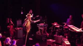 Mike Doughty - Wednesday (No Se Apoye) (The Troubadour, Hollywood CA 2/2/17)