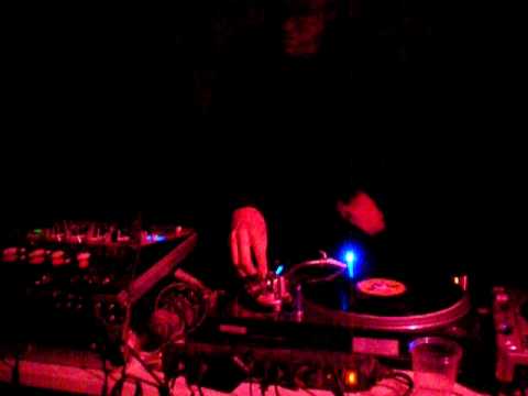 Product 19 (stay up forever) @ resiste&adiktosaltekno&dyskonform