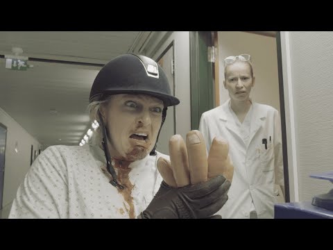 En ulykke i stallen: MK-17 Finnmarksmodellens juleballvideo