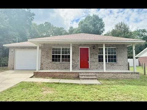 Quaint 3-Bedroom Home property video