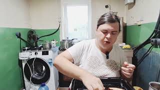 MUKBANG ОБЖОРСТВО ЕМ ПИЦЦУ