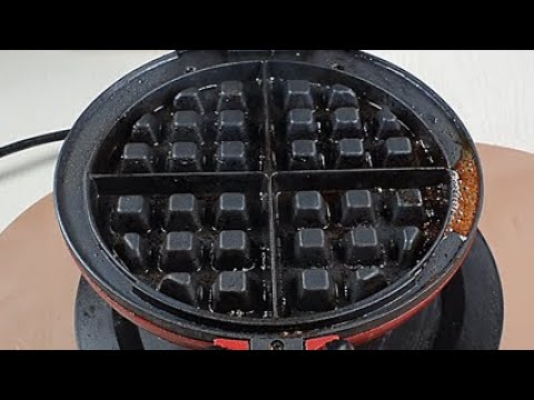 WAFFLE IRON vs How to clean a waffle maker very easily
