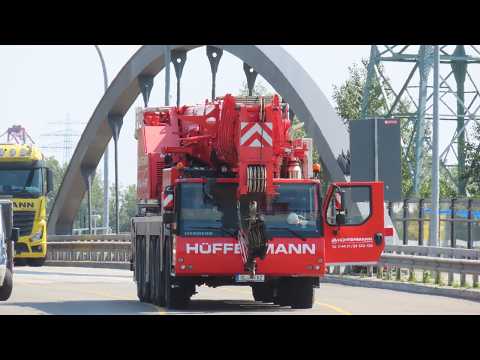 HÜFFERMANN - Abfahrt Mobilkran LIEBHERR LTM 1160-5.2