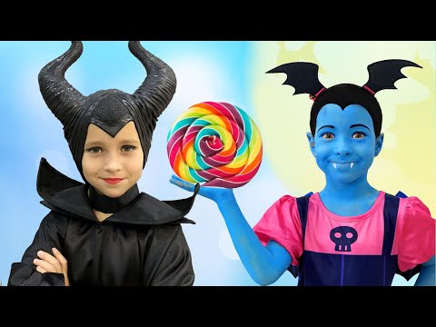 Junior Vampirina and Sofia Pretend Play with favorite Toys