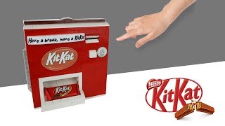 Custom LEGO KitKat Machine