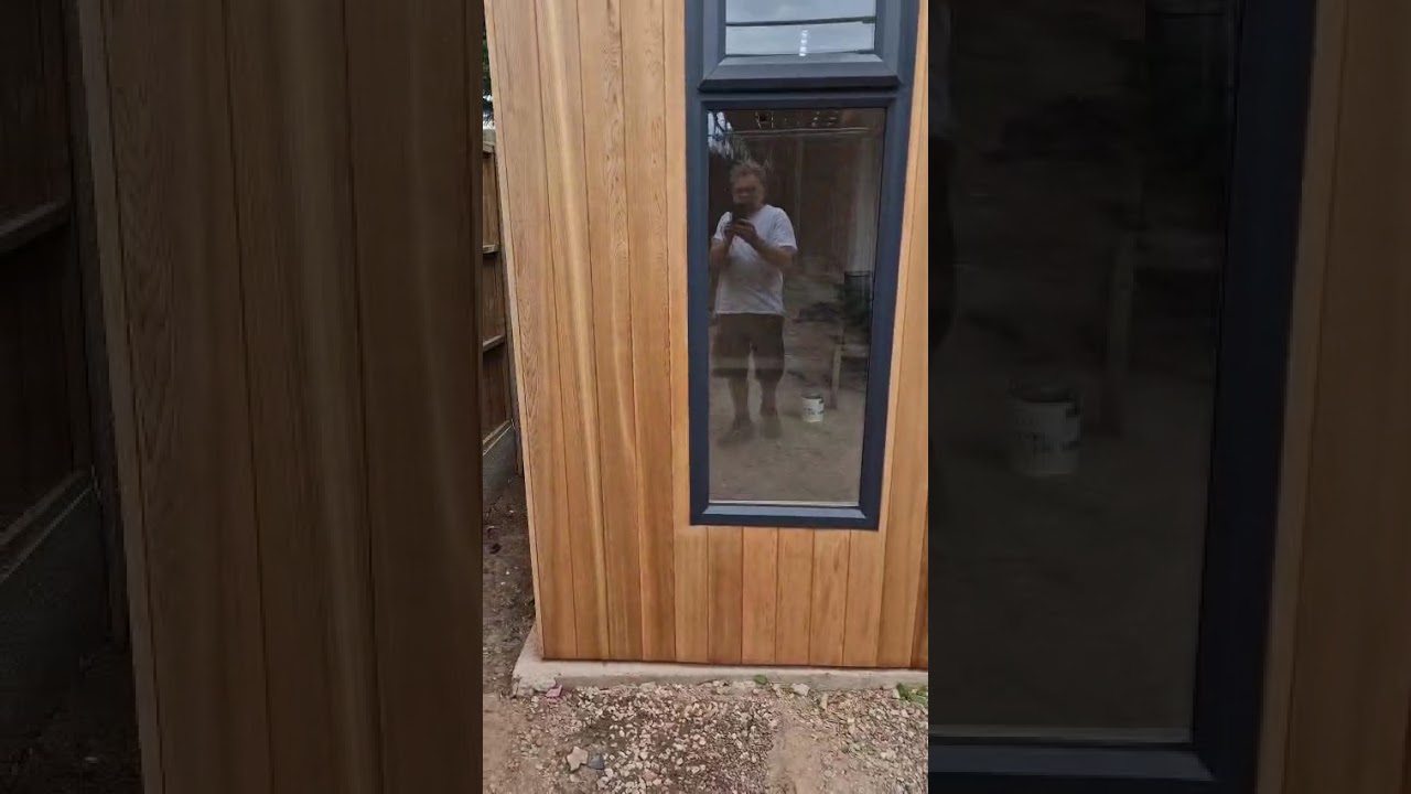 Watch: Garden Room Build