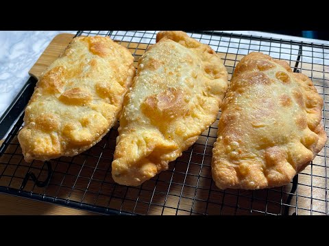 QUICK AND EASY POCKET PIZZA RECIPE | POCKET PIZZA RECIPE