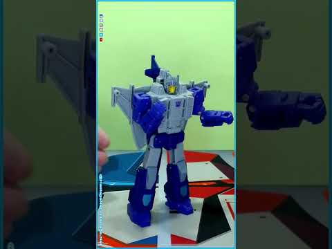 Transformers Legacy Evolution Deluxe Needlenose | Quick Convert #Shorts