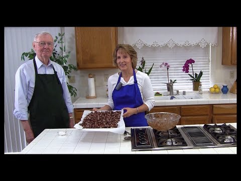Sea Salt Dark Chocolate Popcorn! An Easy, Healthy Popcorn Recipe!