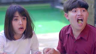 Download lagu เมื่อเด็กใต้เจอเด็กอิสาน!!! mp3