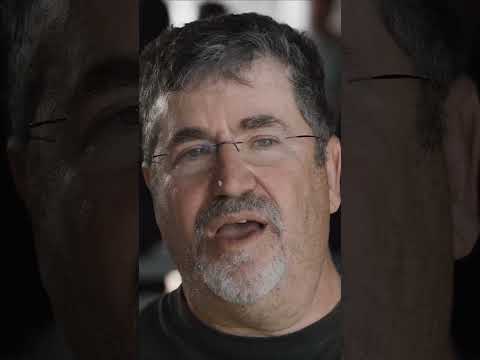 The Ultimate Guide to Worm Composting: How to Turn Food Waste into Fertilizer