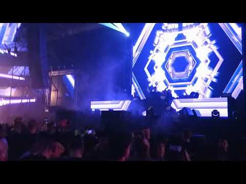 Partyraiser vs. Dr. Peacock: Operation Core(3)