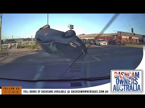 Australian Car Crash / Dash Cam Compilation 35