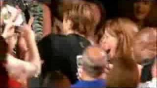 Keith Urban - You Look Good In My Shirt (Live)